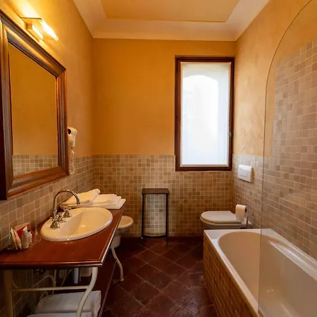 Foresteria Del Castello Di Hotel 3*