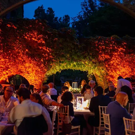 Foresteria Del Castello Di Otel 3*